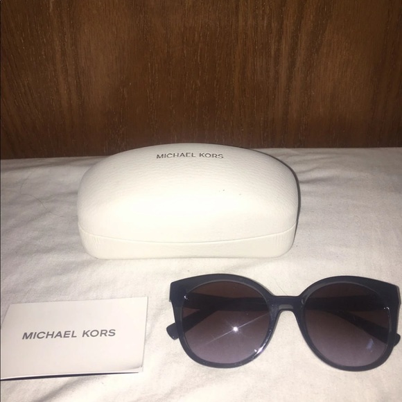 Michael Kors sunglasses - Picture 2 of 4